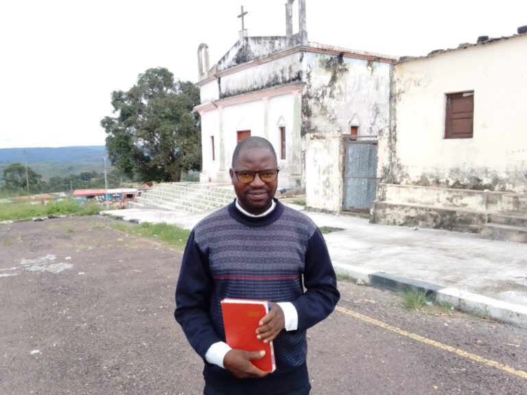 sacerdote kimbelee