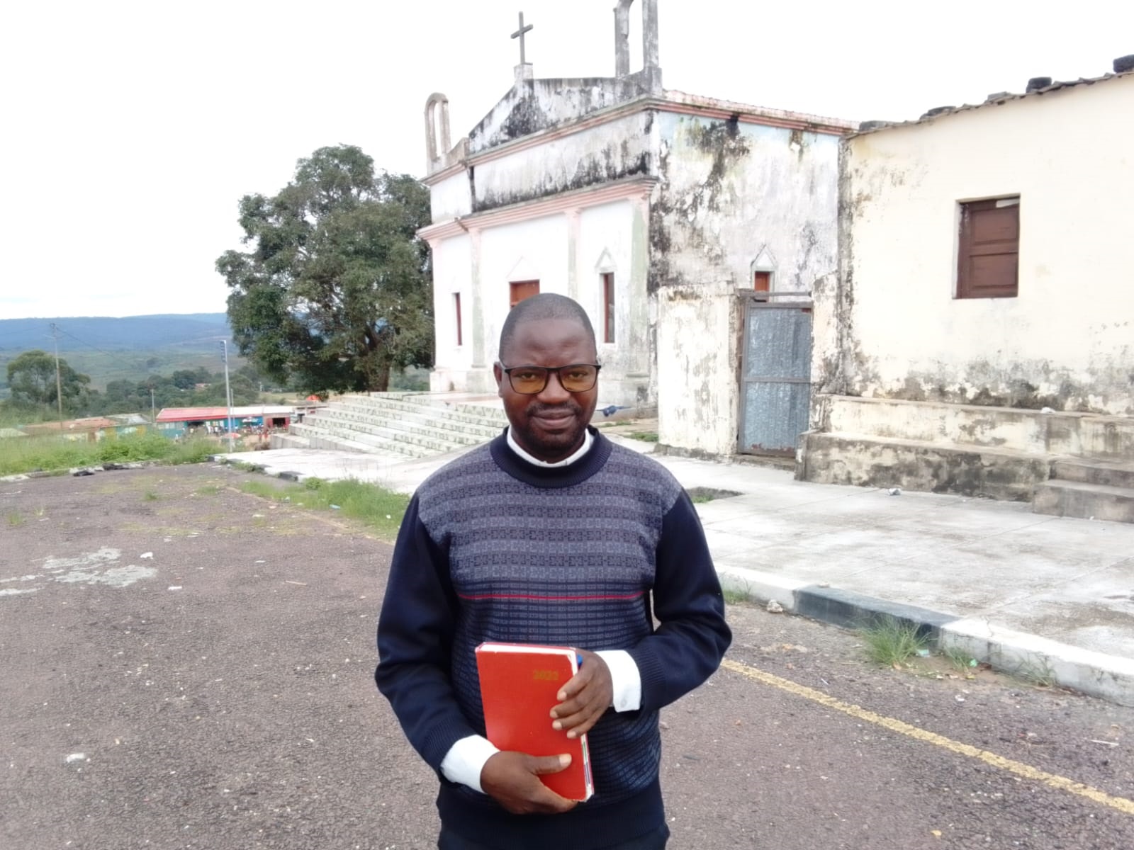 sacerdote kimbelee